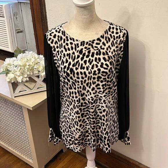 Vince Camuto Tops - Vince Camuto animal print long black sheer sleeve blouse Size L EUC